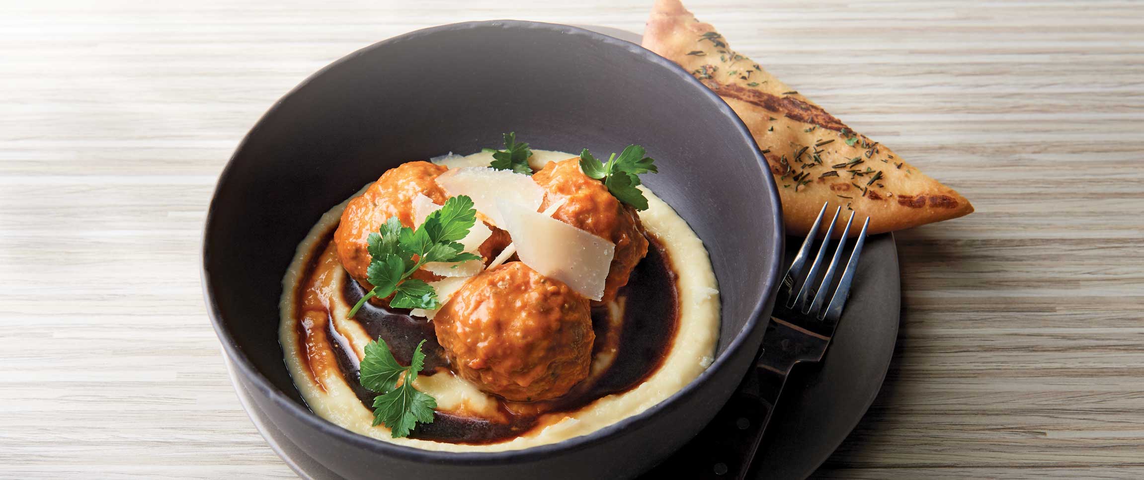 Hero - Full Width/performancefoodservice-Recipes-BrownFennelMeatballs-heroFull