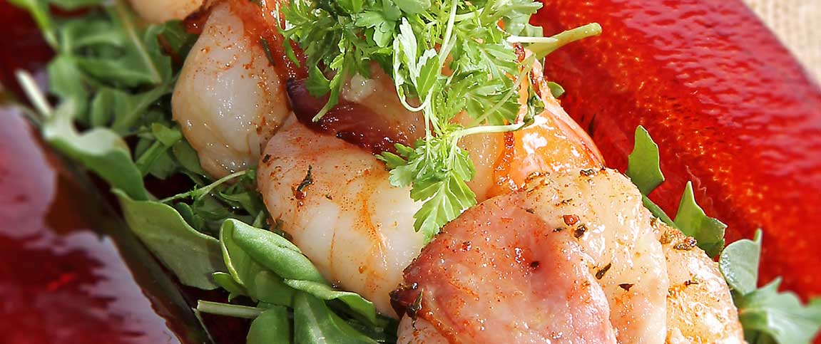 Feature/performancefoodservice-Recipes-SPICY_BACON_WRAPPED_SHRIMP-heroFull