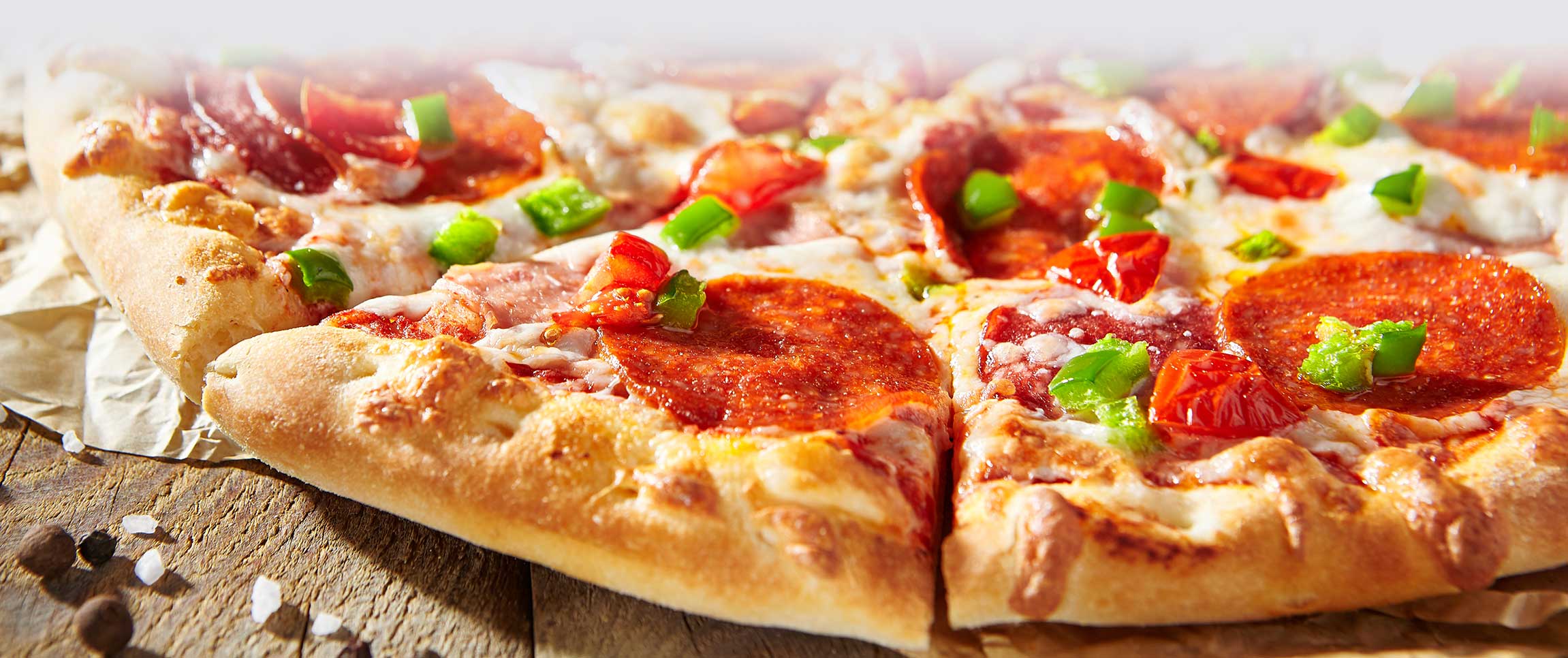 Hero - Full Width/performancefoodservice-recipes-AssolutiPizzaCrust-herofull