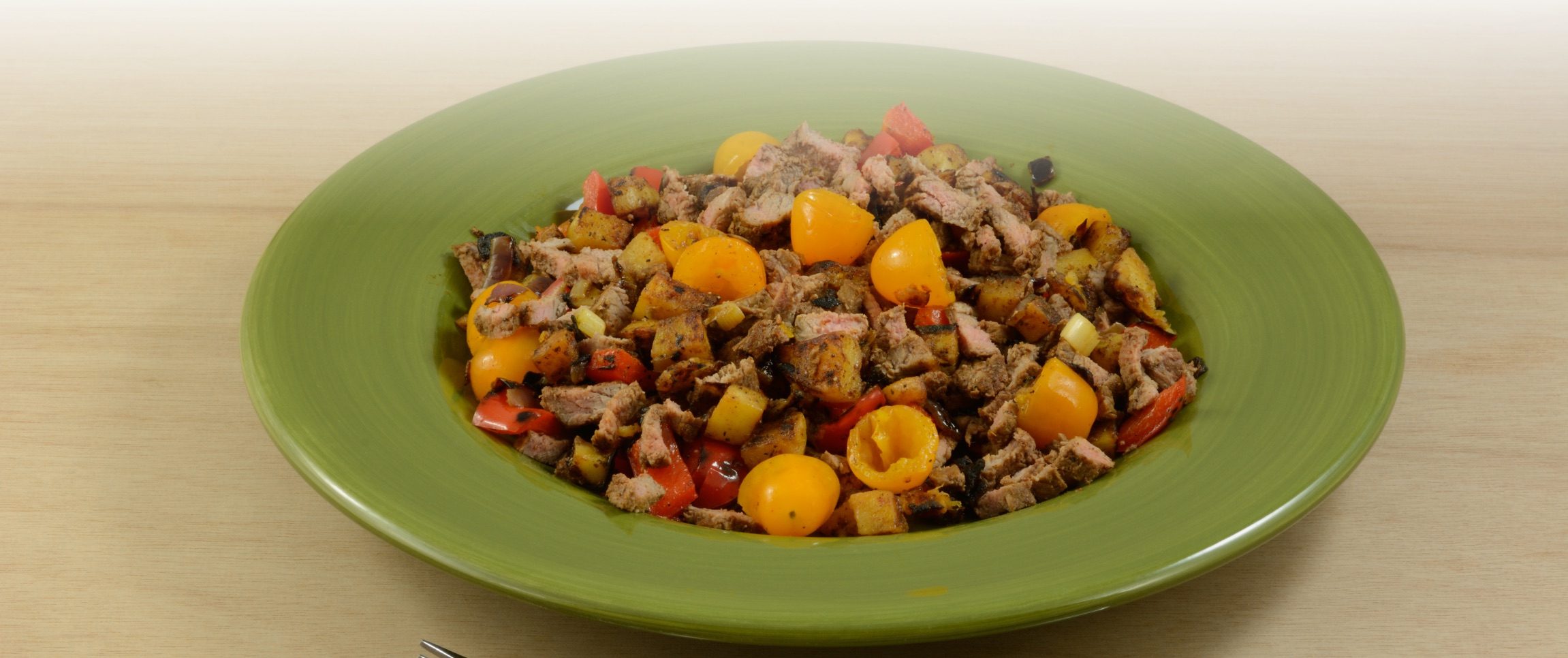 Hero - Full Width/performancefoodservice-recipes-steak-and-taters-hash_heroFull