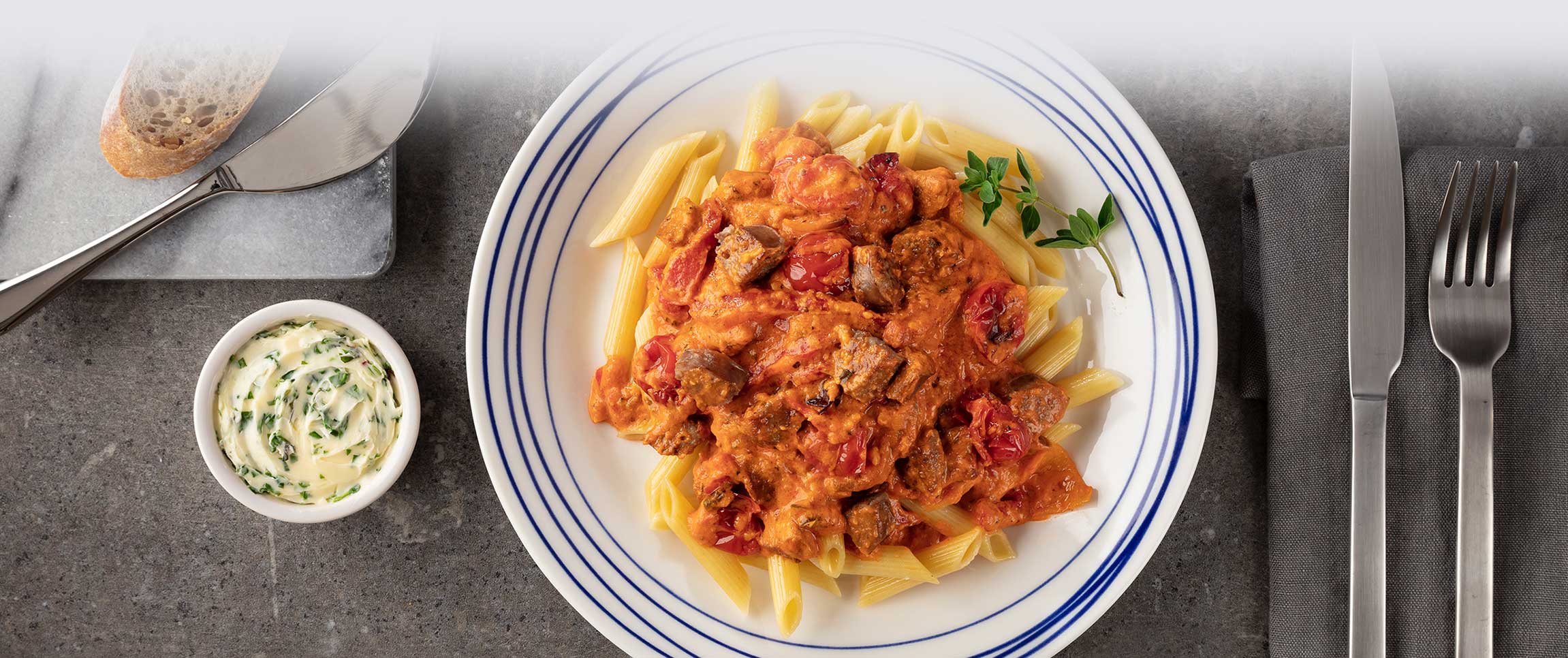 Hero - Full Width/performancefoodservice-recipes-Roasted_Red_Pepper_Pasta-herofull
